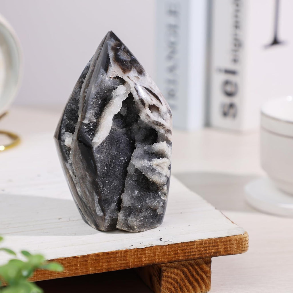 Sportmusies Natural Sphalerite Stone Cluster Flame Figurine Desktop Home Office Decoration, Spiritual Reiki Crystal Tower Statue, 3.54-4.92 inches