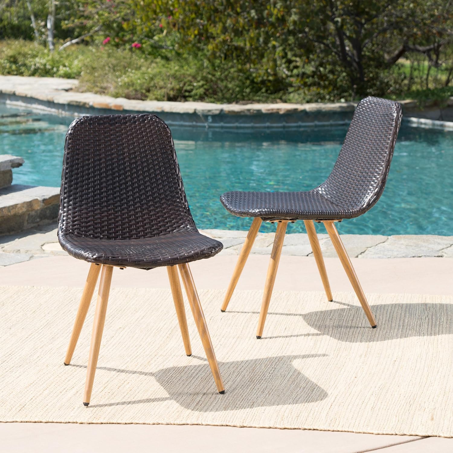Set of 2 Wicker Outdoor Chairs, Sturdy Iron Frame, Versatile Seating for Patio, Poolside, Garden, Simple Assembly